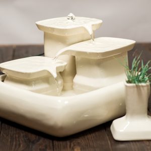 Miaustore fuente para gatos leche