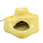 Mini fuente amarilla
